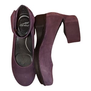 Dansko Lulu Plum Suede Nubuck Ankle Strap Wedge. EU size 38